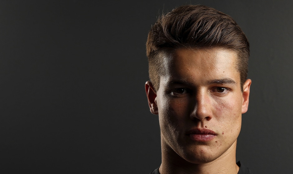 Stocker To Debut Carltonfc au